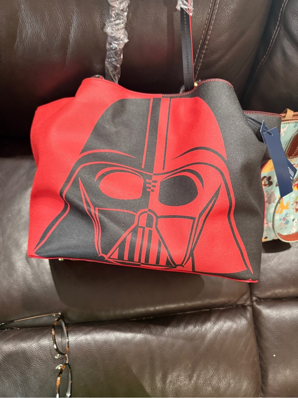 Lot of 3️⃣Disney Star Wars Passholder Dooney & Bourke Purses - Picture 3 of 9